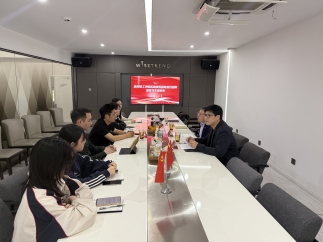 adc704fa19b84123dc83c53fa3ca15e